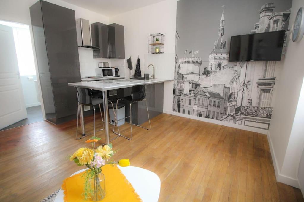 Le Pastel - Grand Studio Renove Angoulême Esterno foto