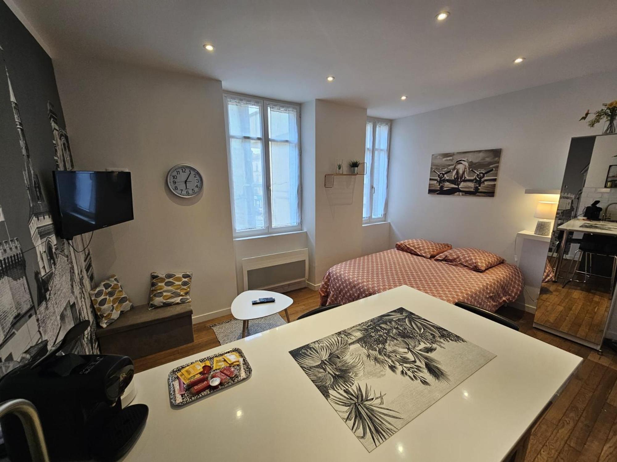 Le Pastel - Grand Studio Renove Angoulême Esterno foto